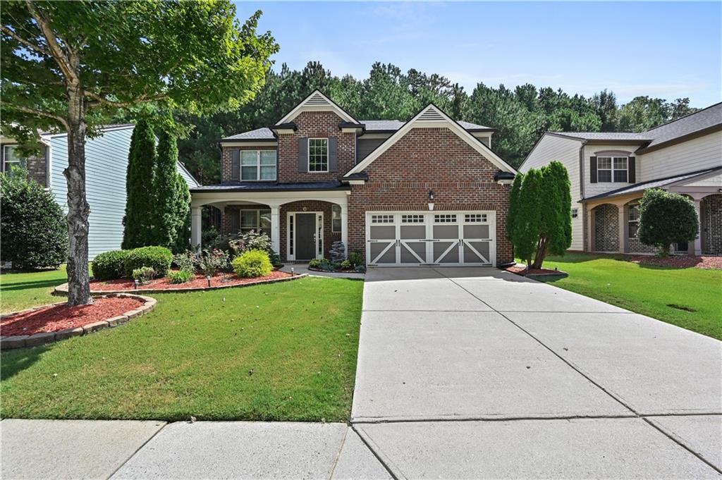 2715 Lansing Lane