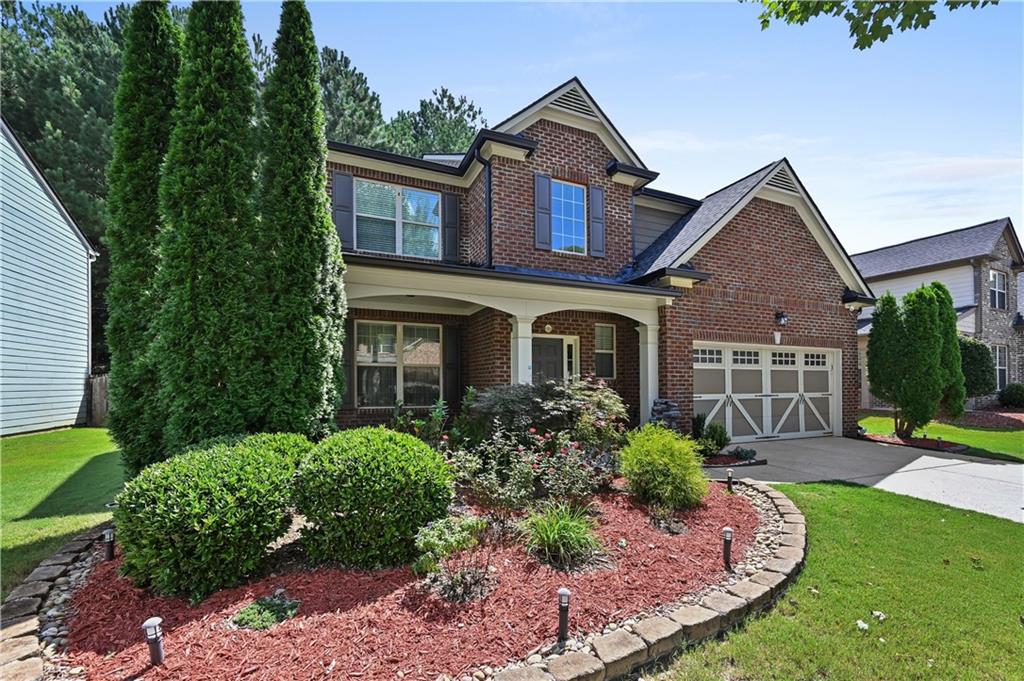 2715 Lansing Lane