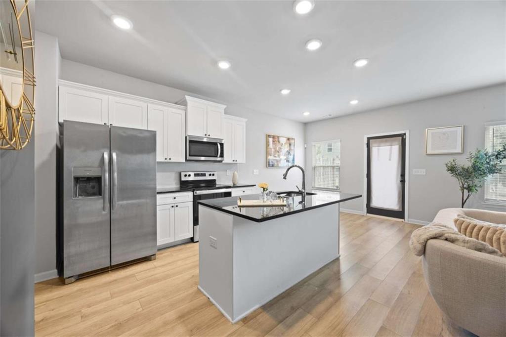 7122 Chara Lane
