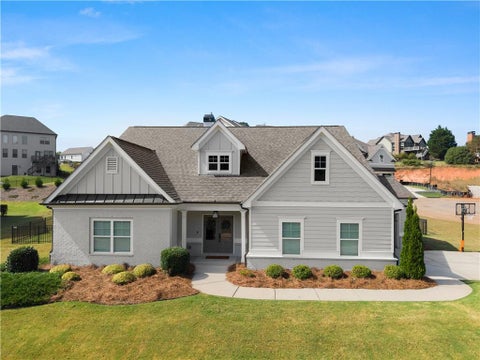 Homes For Sale - 5700 Meadow View Drive<br/> Jefferson, GA 30549