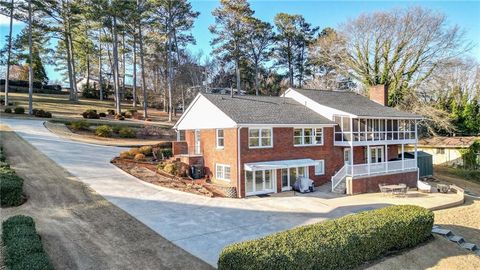 A home in Calhoun