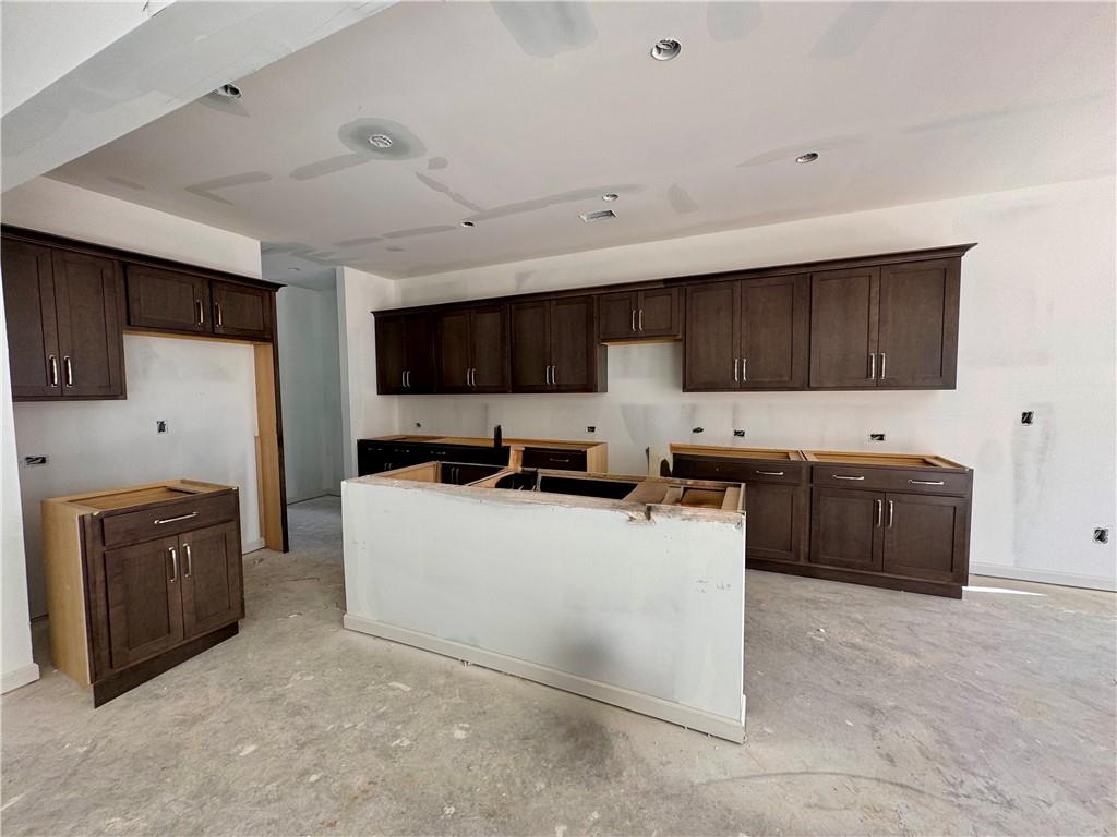 Eastlyn Crossing - Residential