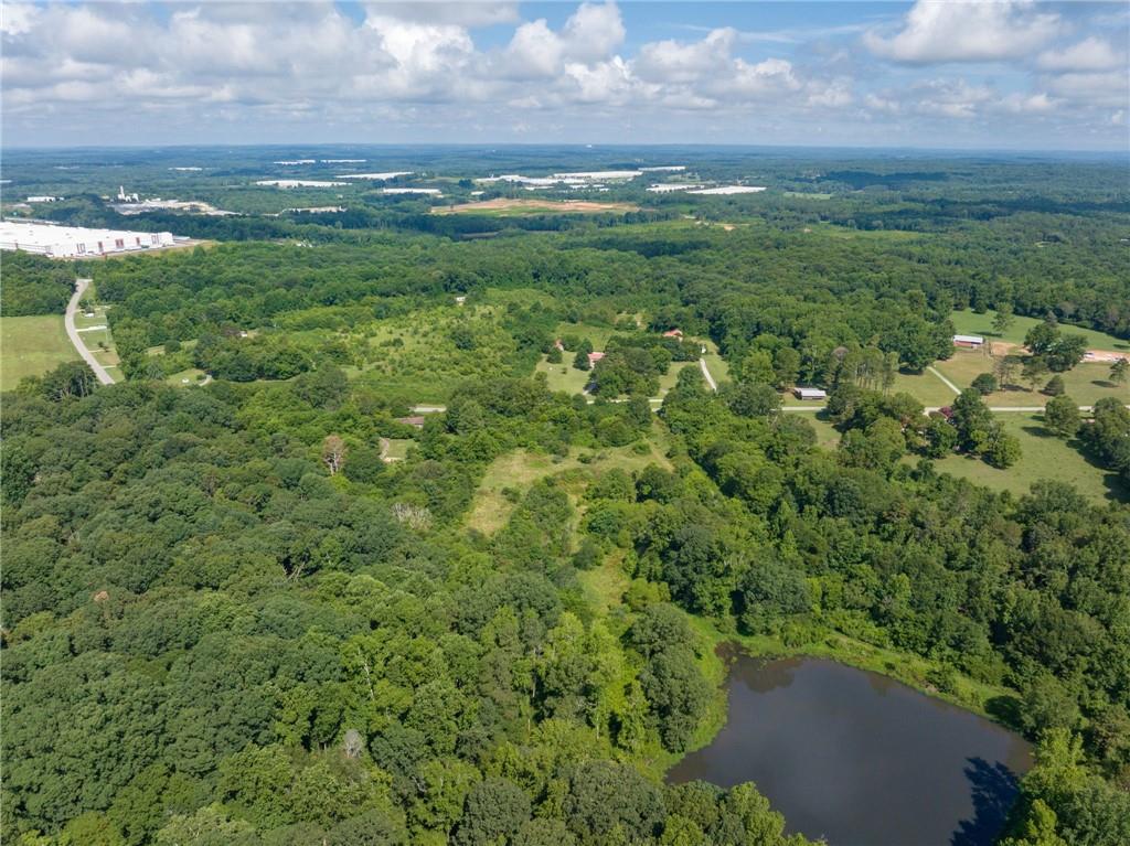 2144 Hog Mountain Road