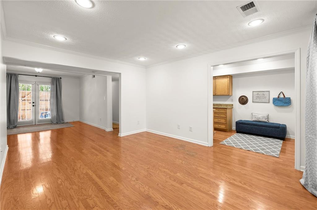 4941 Meadow Lane
