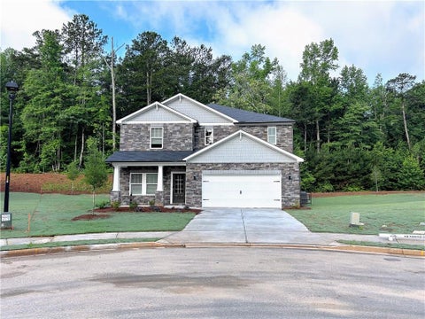 Homes For Rent - 7811 Richmond Trail<br/> Fairburn, GA 30213