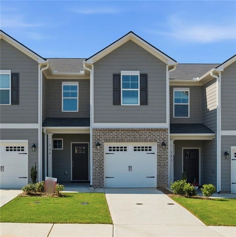 Townhouse For Sale - 139 Chastain Drive<br/> Bartow County, Cartersville, GA 30120