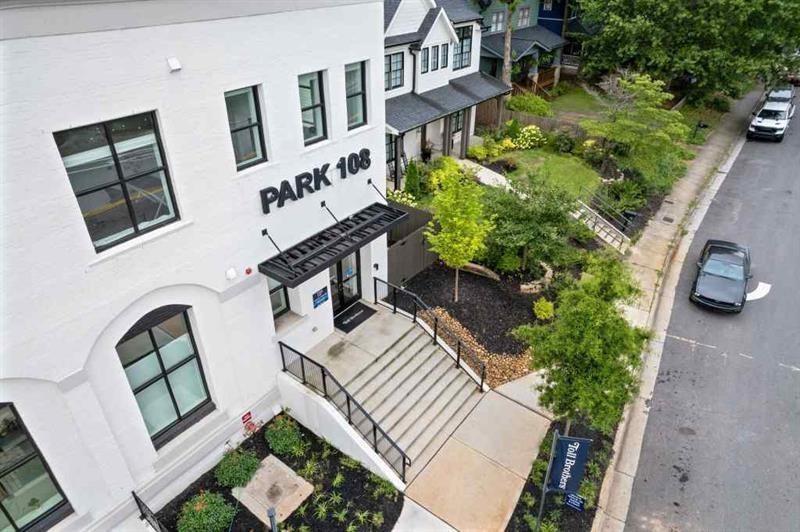 Photo 1 of 22 — 108 Park Place Unit 103, Decatur, GA 30030