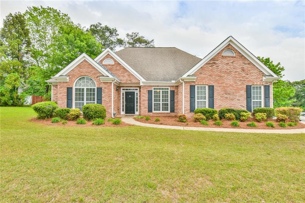 1719 Kings Cross Court, Hoschton, Georgia image 1