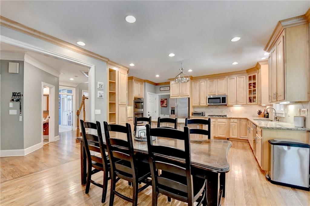 110 Grandmar Chase