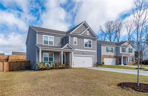 Homes For Sale - 4775 Burningbush Way<br/> Cumming, GA 30040