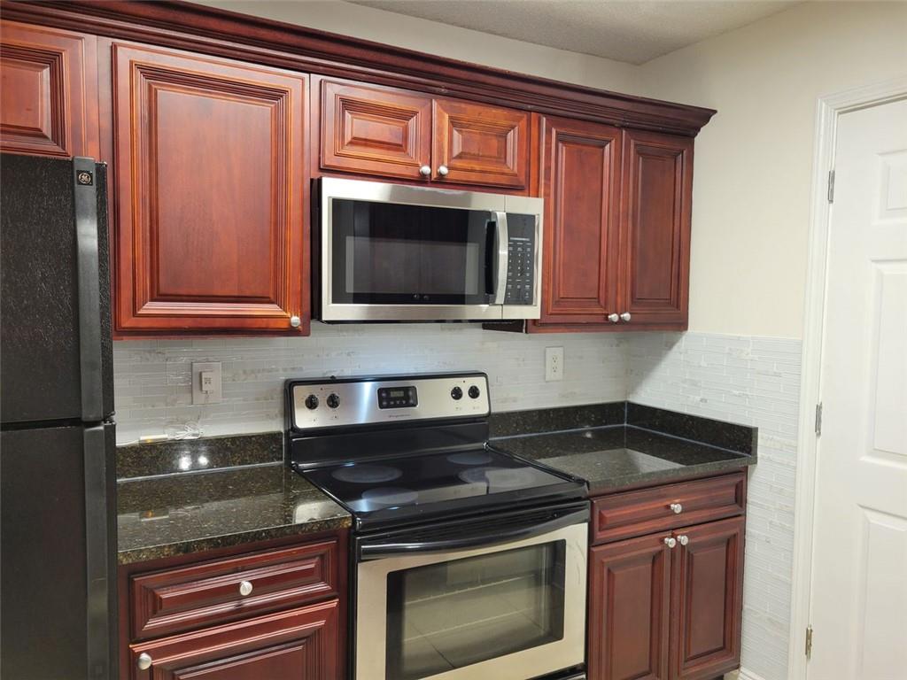 2108 SANTA FE Parkway 2108