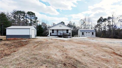 A home in Toccoa