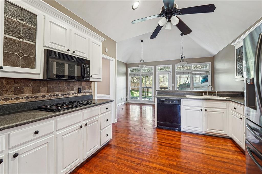 2973 Heavenly Lane, Snellville, Georgia image 13
