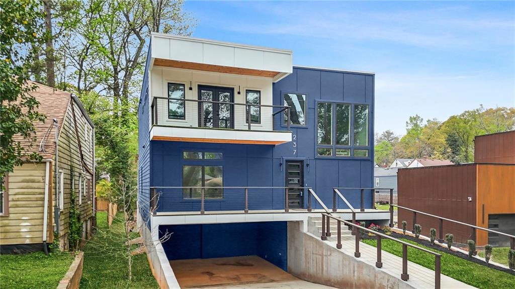 237 Altoona Place SW