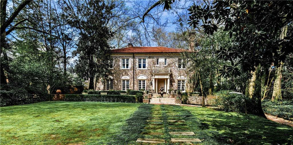 794 Springdale Road NE