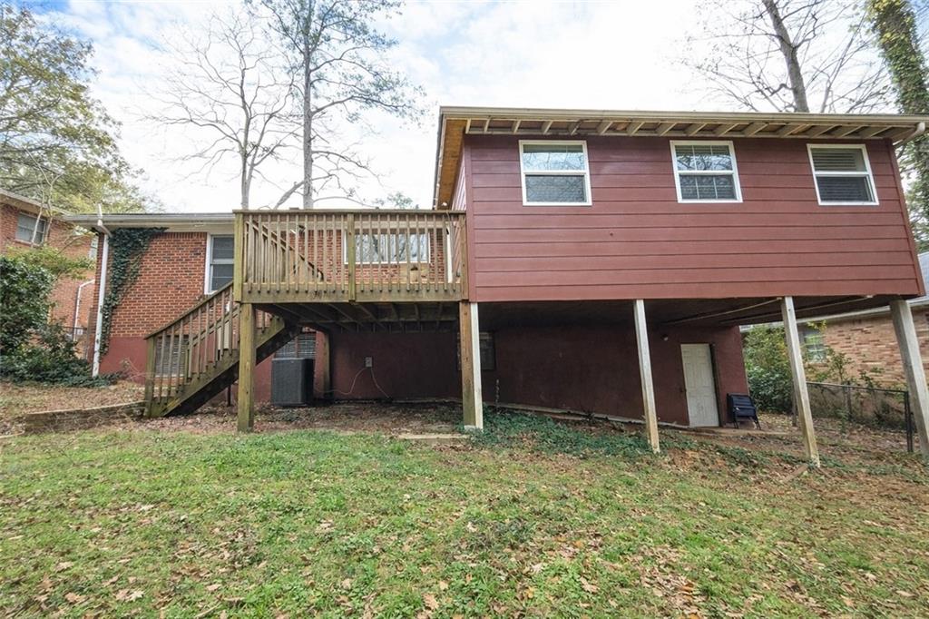 2725 Rollingwood Lane SE