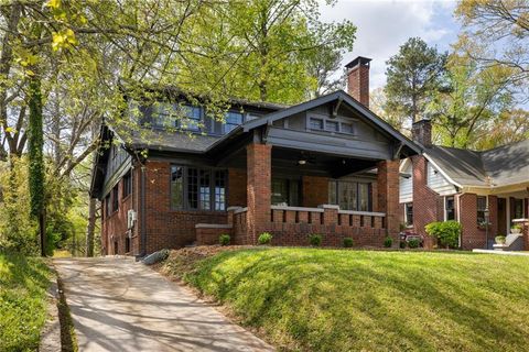 Photo of 1666 Rogers Avenue SW, Atlanta, GA 30310 (MLS # 7745404)