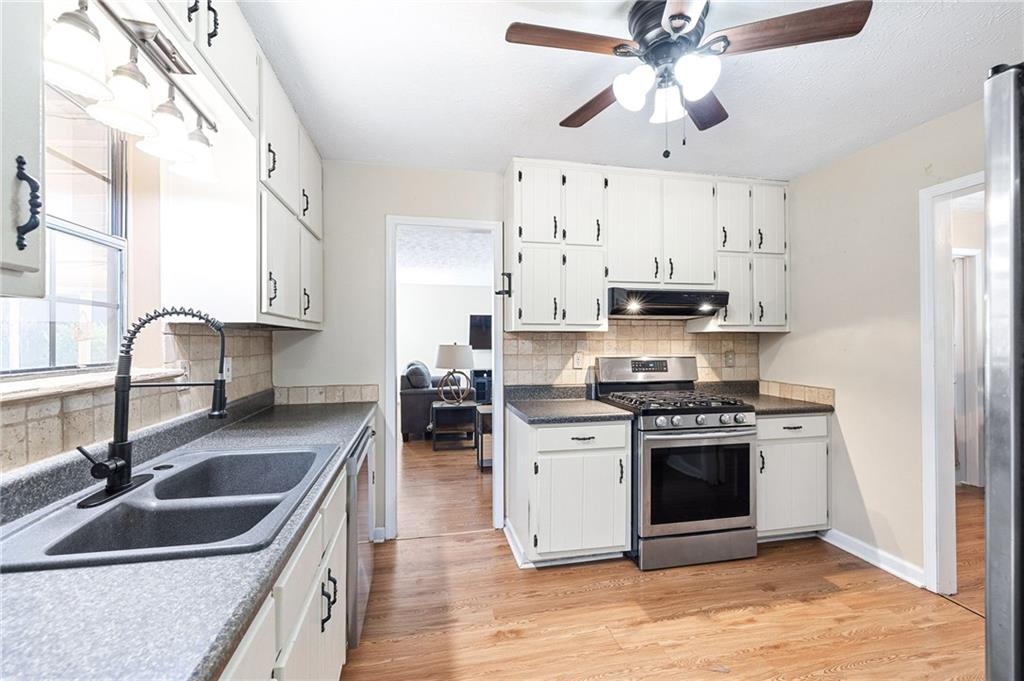 522 Knollwood Drive, Stockbridge, Georgia image 9