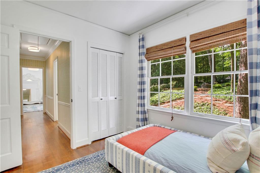 770 Wellesley Drive, Atlanta, Georgia image 28
