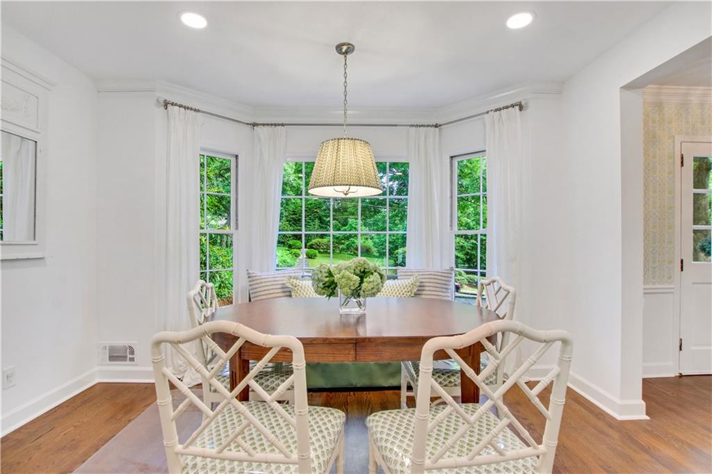 770 Wellesley Drive, Atlanta, Georgia image 10