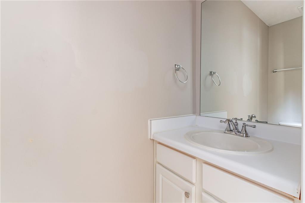 3390 Northcliff Drive, Suwanee, Georgia image 32
