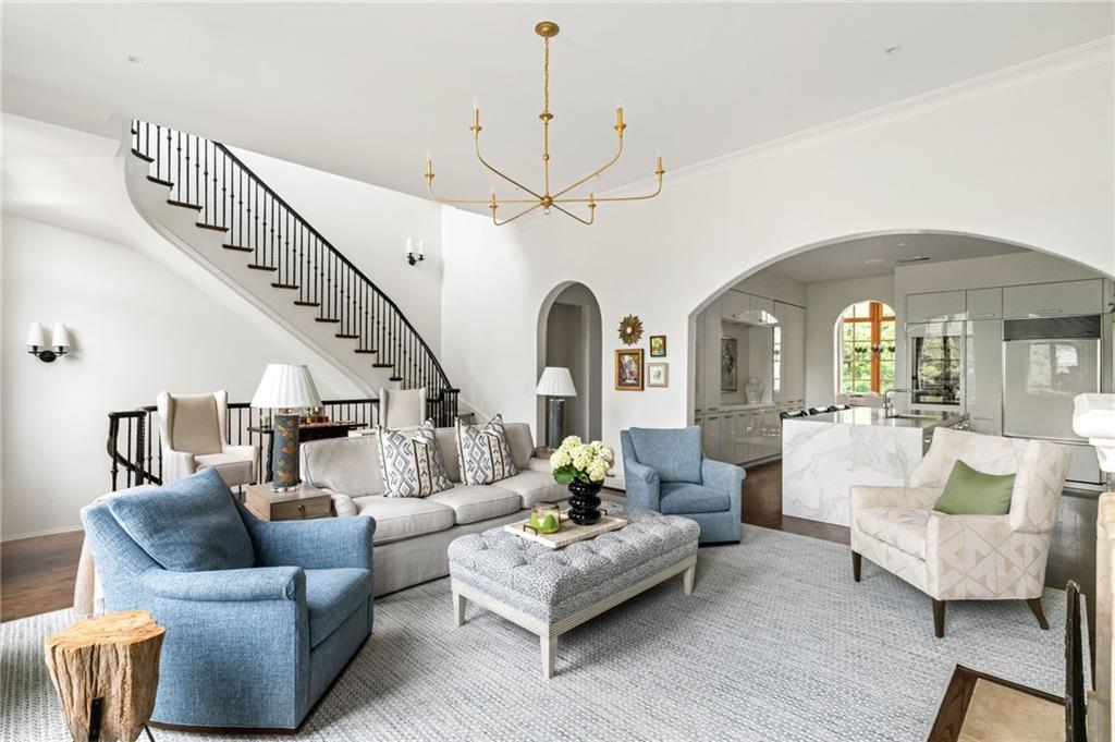 2288 Peachtree Road NW 15