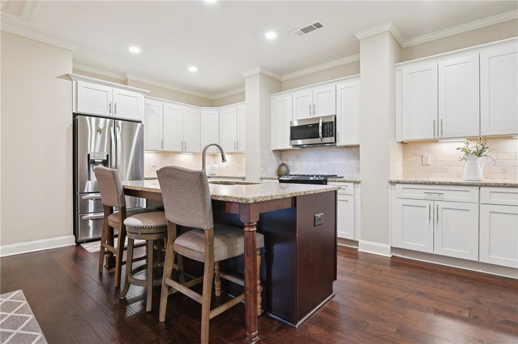 89 Cedarcrest Village Lane