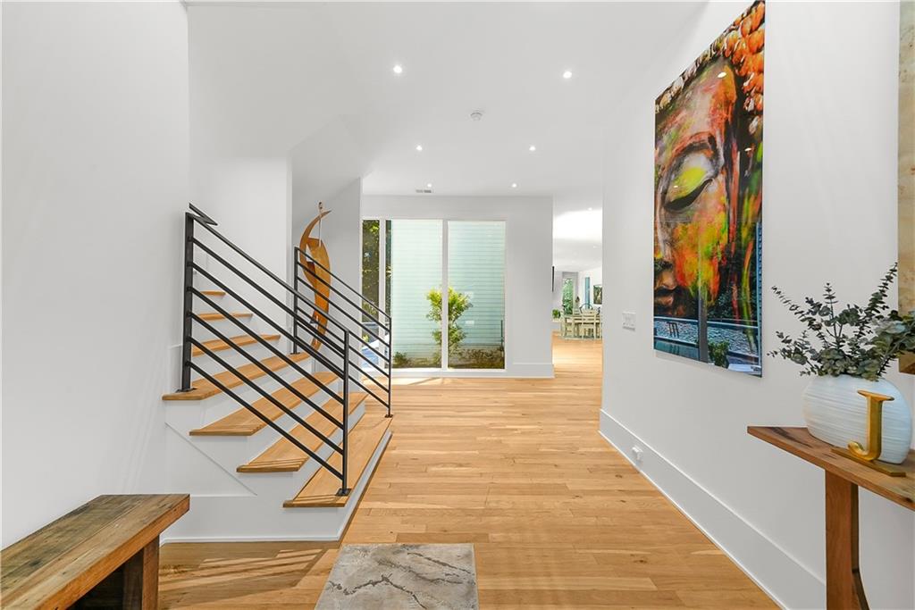 1269 Mayfair Drive