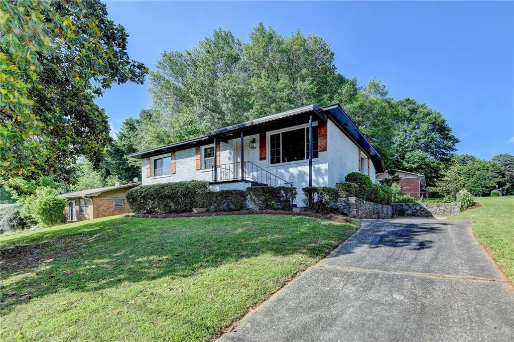 3991 Adamsville Drive SW