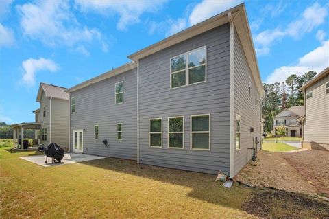 A home in Fairburn