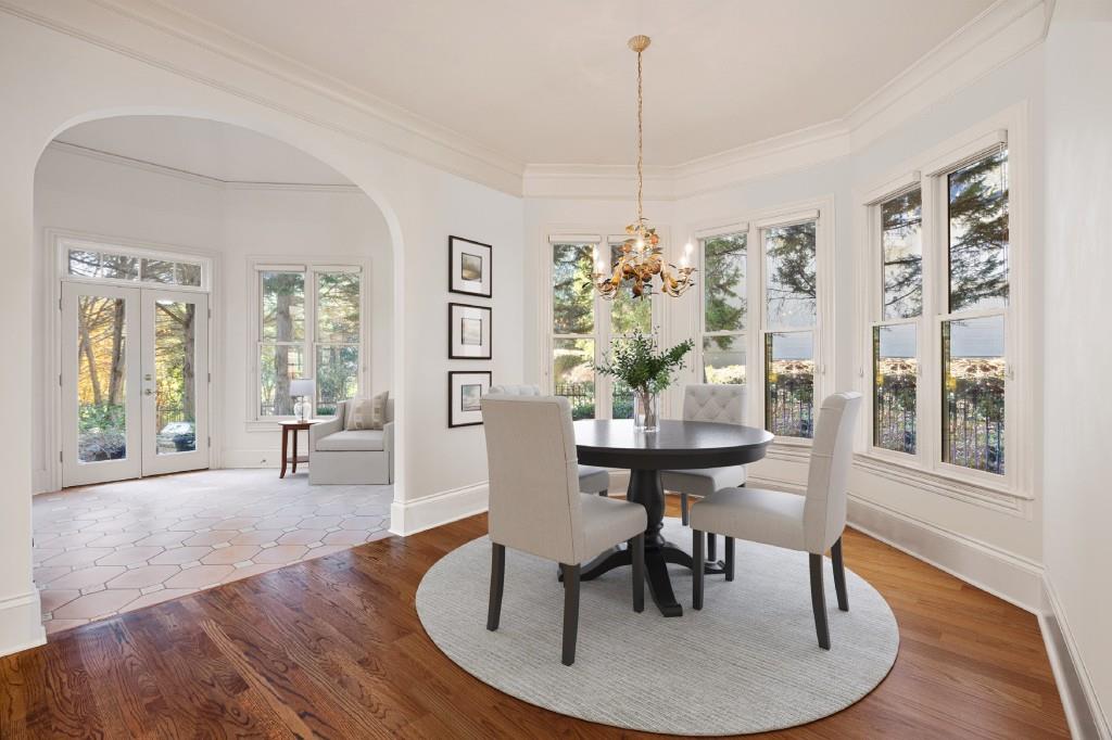 St Lyonn - Residential