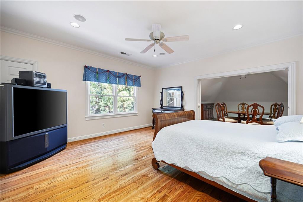 St Lyonn - Residential