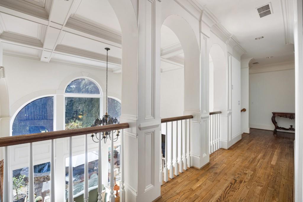 St Lyonn - Residential