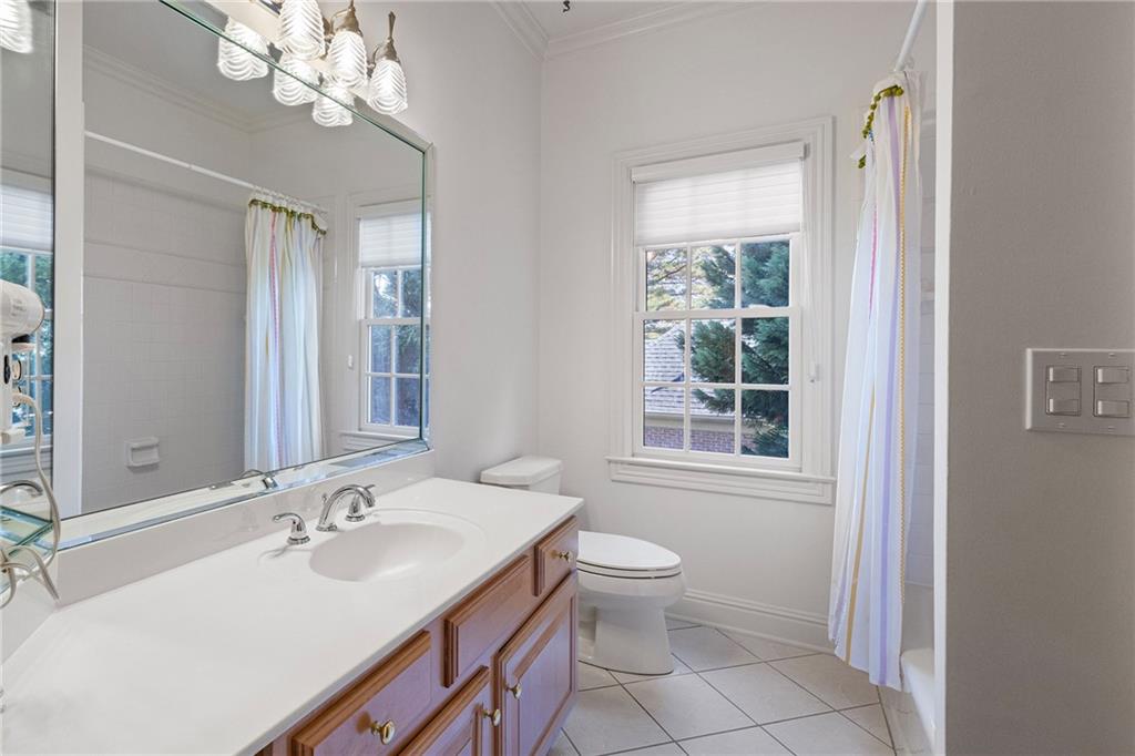 St Lyonn - Residential