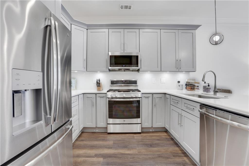 1055 Piedmont Avenue NE 409
