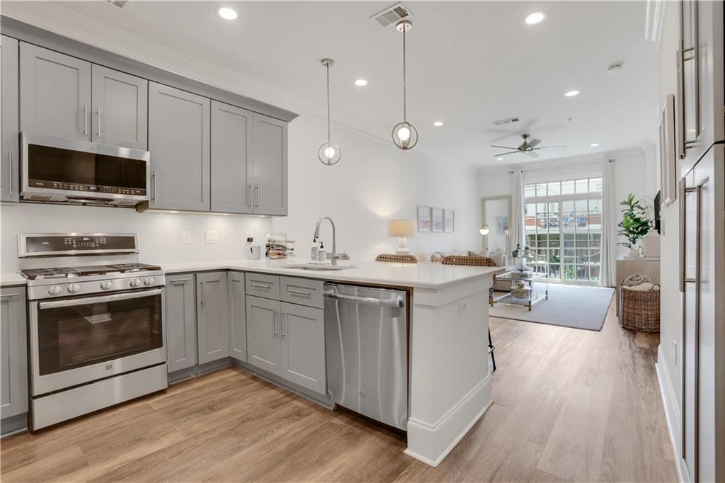 1055 Piedmont Avenue NE 409