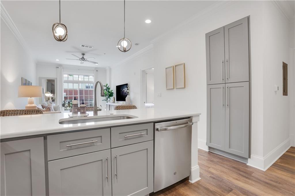 1055 Piedmont Avenue NE 409