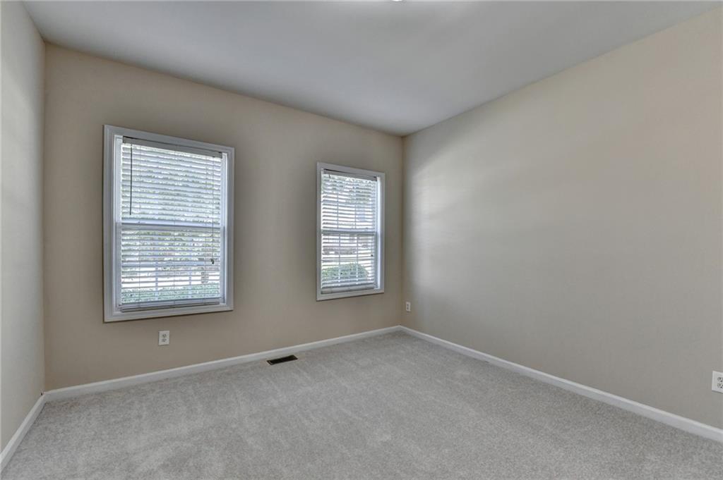 2458 Suwanee Pointe Drive
