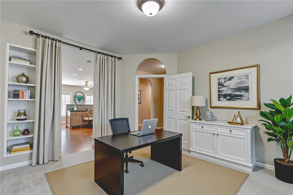 2458 Suwanee Pointe Drive