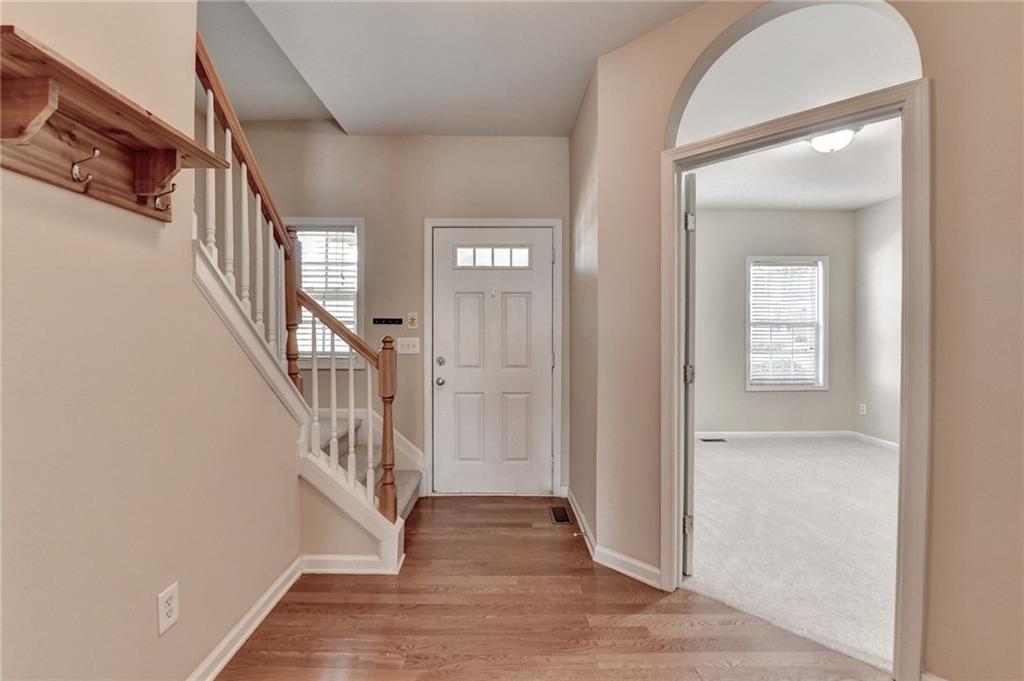 2458 Suwanee Pointe Drive