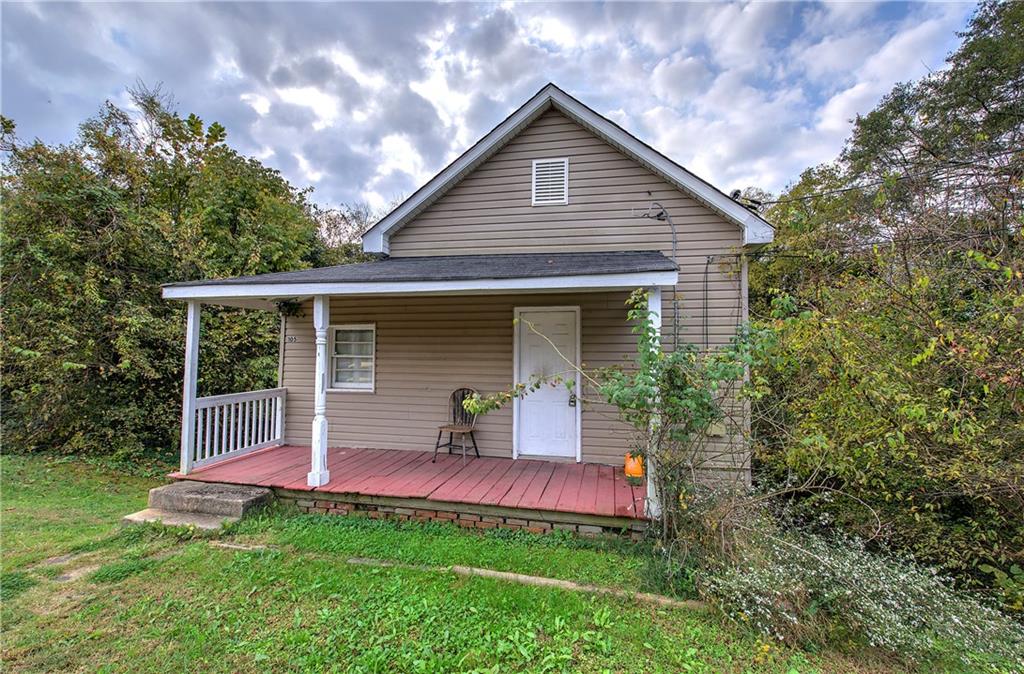 105 Mary Street SW