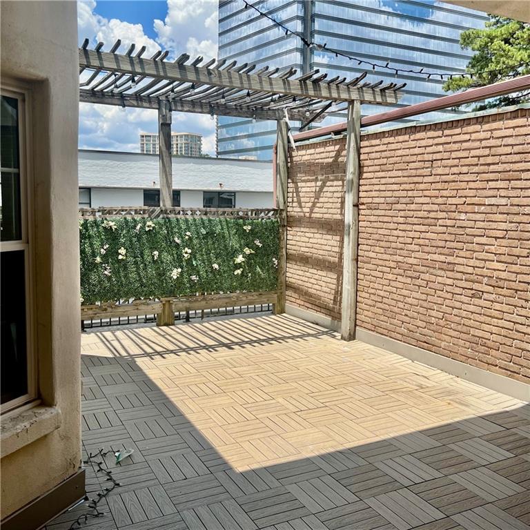 3649 Peachtree Road NE 305