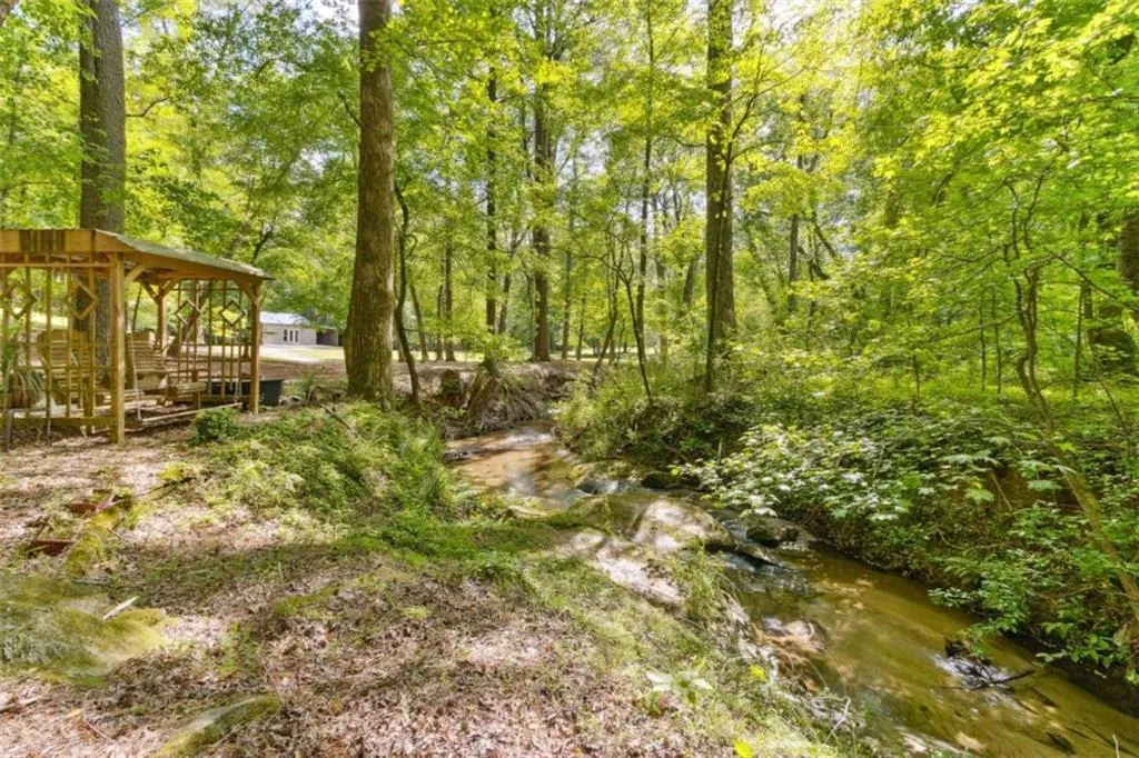 Dacula, Georgia 30019, United States, 4 Bedrooms Bedrooms, ,4 BathroomsBathrooms,Residential,Pending,123950