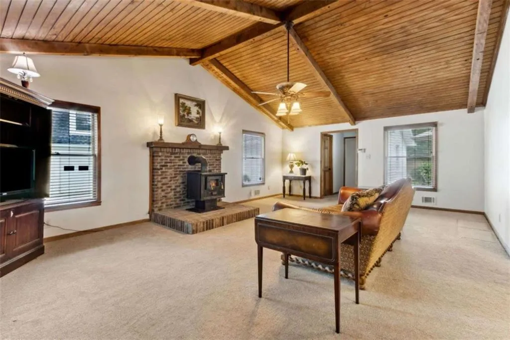 Dacula, Georgia 30019, United States, 4 Bedrooms Bedrooms, ,4 BathroomsBathrooms,Residential,Pending,123950