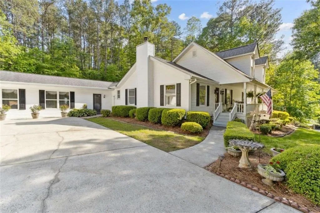 Dacula, Georgia 30019, United States, 4 Bedrooms Bedrooms, ,4 BathroomsBathrooms,Residential,Pending,123950