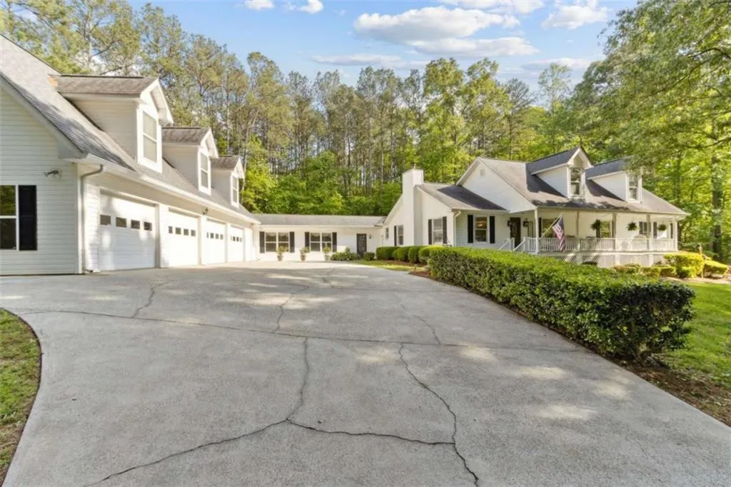 Dacula, Georgia 30019, United States, 4 Bedrooms Bedrooms, ,4 BathroomsBathrooms,Residential,Pending,123950