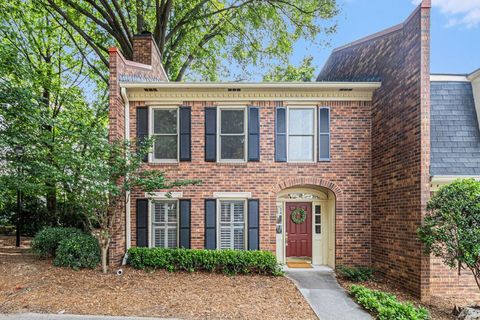 6 Stratford Hall Place NE Atlanta GA 30342