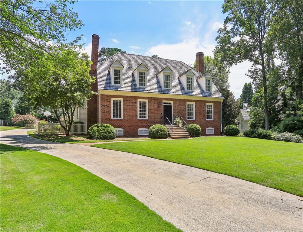 30 Old Stratton Chase