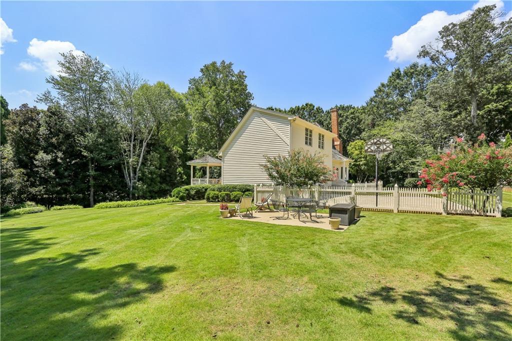 30 Old Stratton Chase