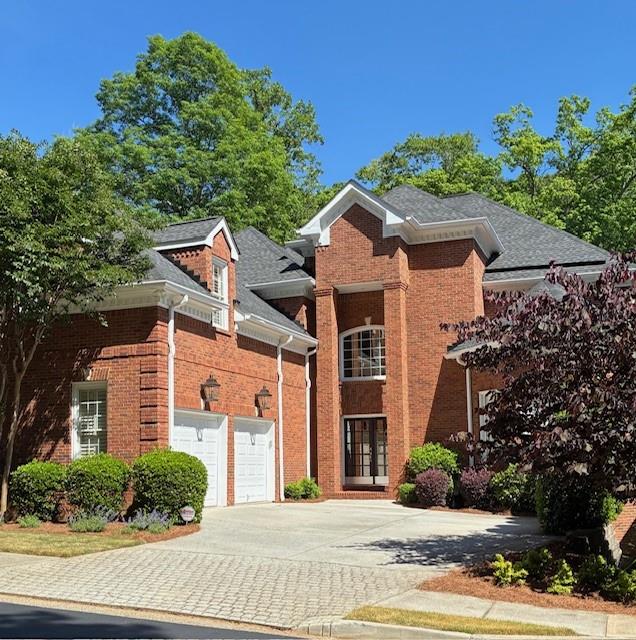 2075 River Falls Drive